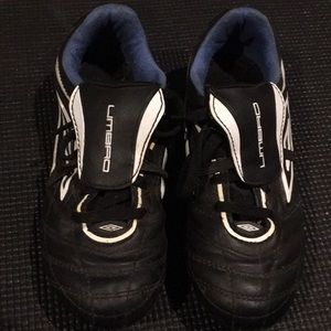 Umbro size 2 soccer cleats